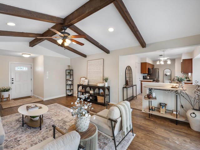 9505 Quail CT