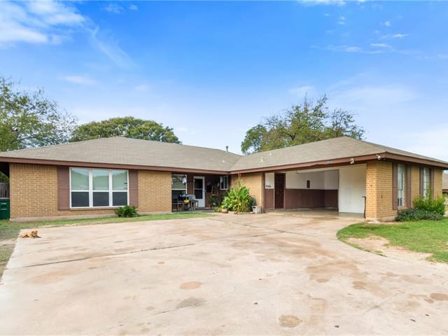 9506 Parkfield Dr