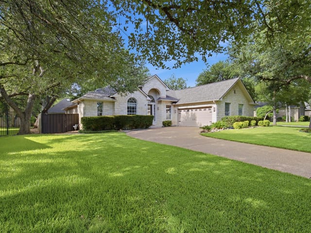9509 Graceland TRL