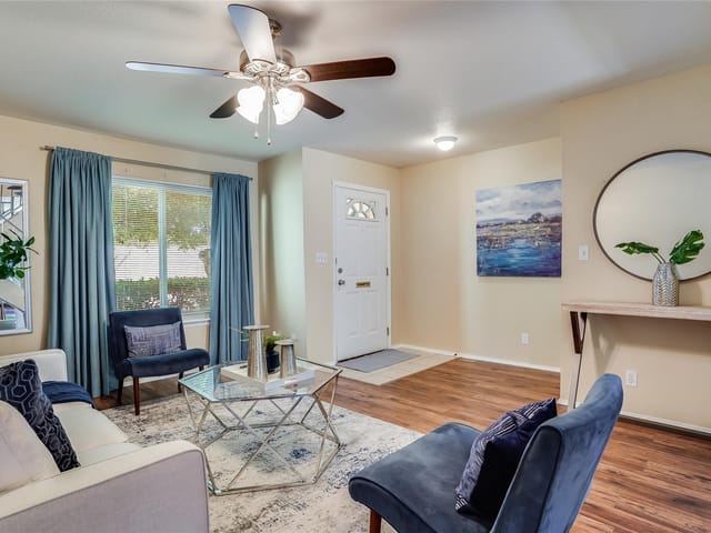 9512 Quail Village Ln