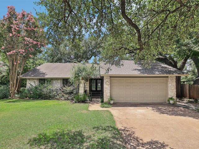 9515 Longvale Dr