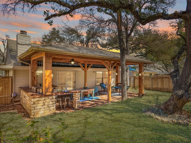 9518 Topridge Dr Unit #19