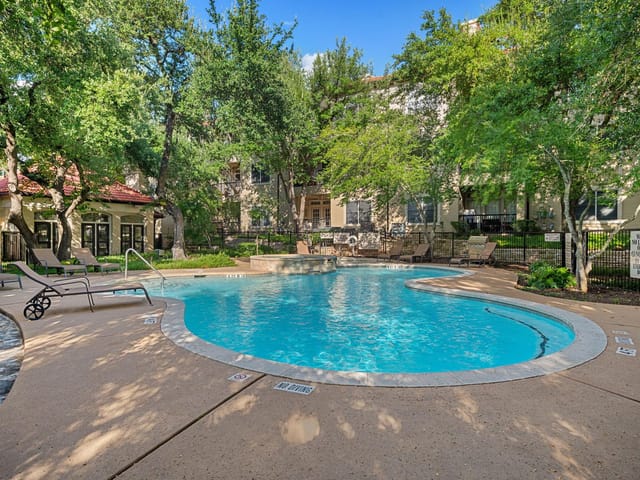 9525 N Capital Of Texas Hwy Unit #221
