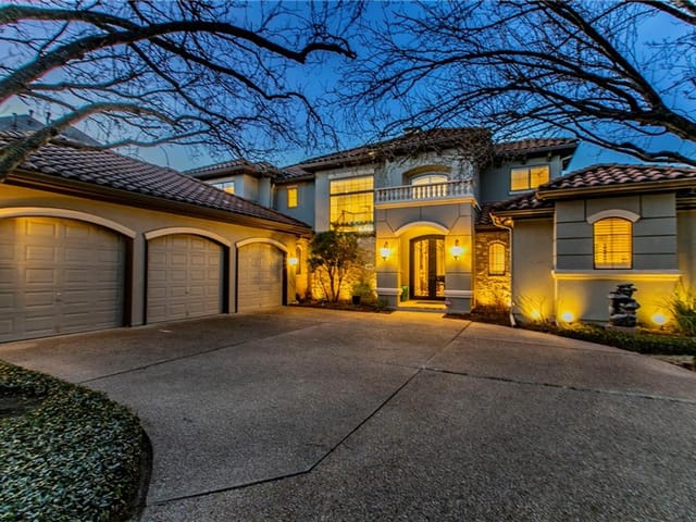 9537 Big View Dr