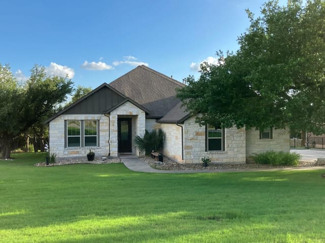 960 Blue Ridge DR
