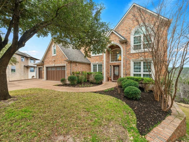 9600 Rainlilly Ln