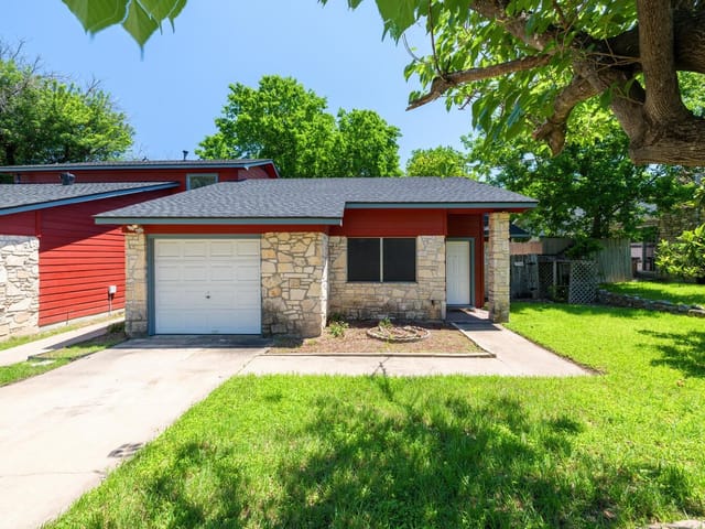 9605 Parkfield Dr