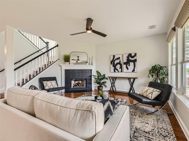 9608 Prescott Dr