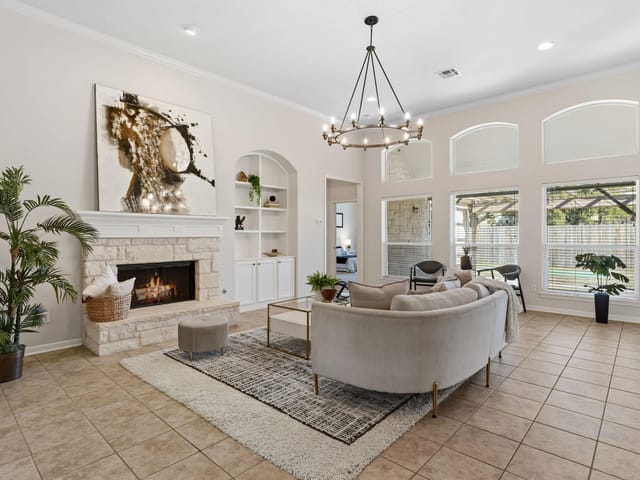 9613 INDINA HILLS DR
