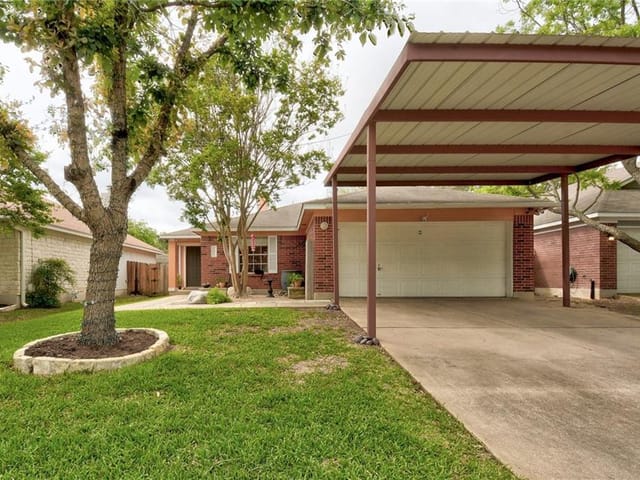 9621 Copper Creek Dr