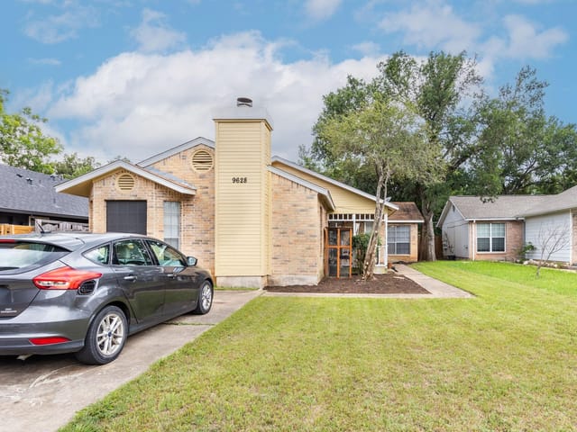 9628 Sugar Hill Dr