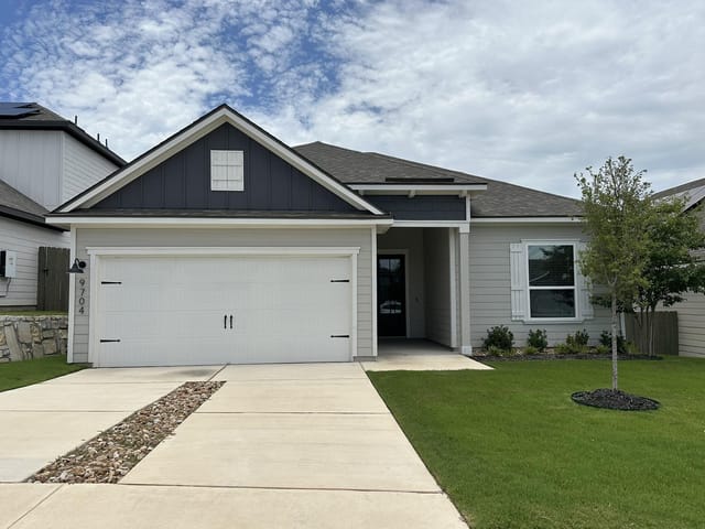 9704 Gladsome PATH
