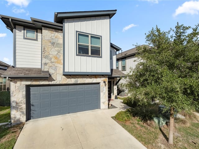 9708 Briny Shell Way