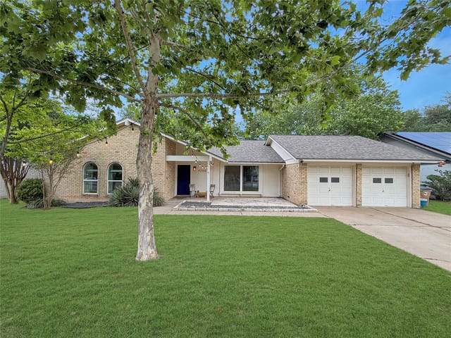 9708 Parkfield Dr