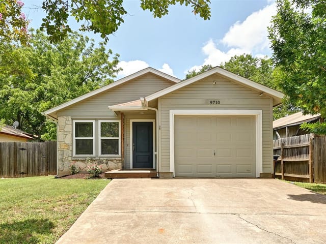 9710 Curlew DR
