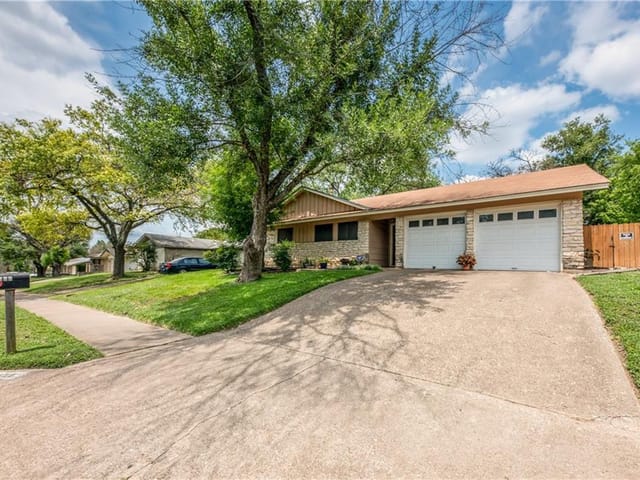 9710 Hansford Dr