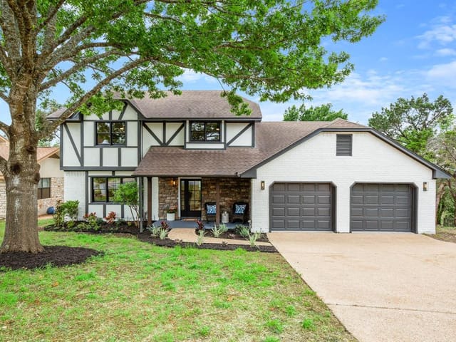 9714 Grand Oak Dr