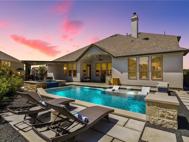 9717 Rocky Creek Blvd