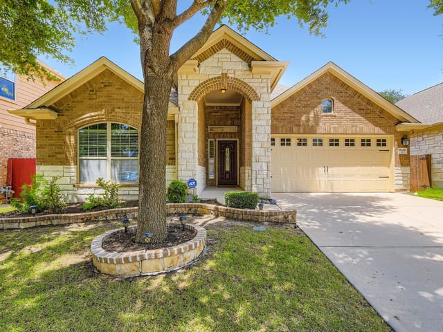 9728 Alex Ln