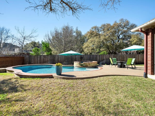 9729 Spanish Wells Dr