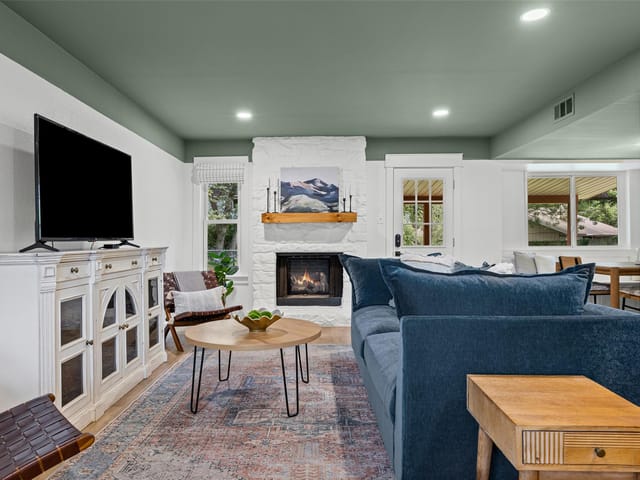 9737 Anderson Village DR