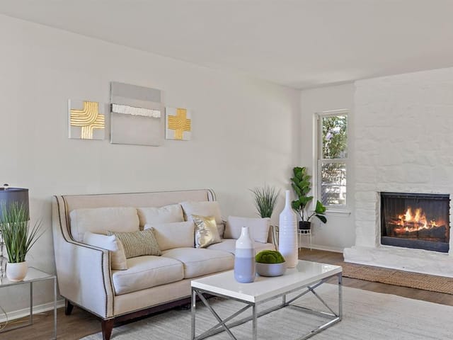 9737 Anderson Village Dr