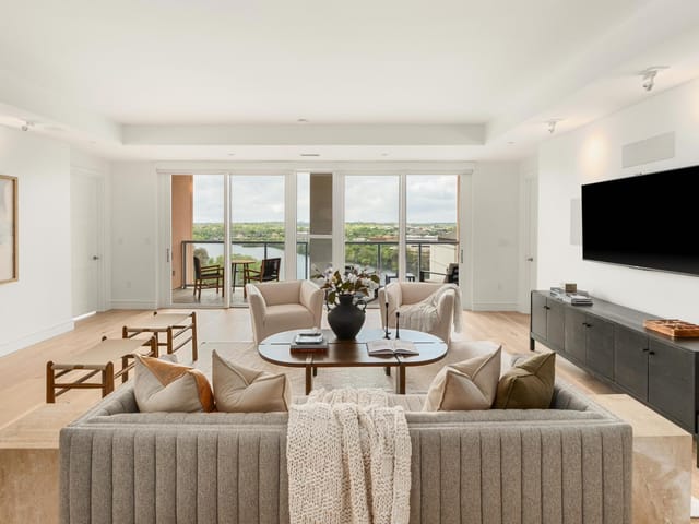 98 San Jacinto Blvd Unit #1109