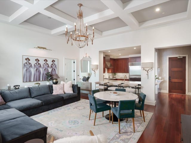 98 San Jacinto BLVD Unit #1305