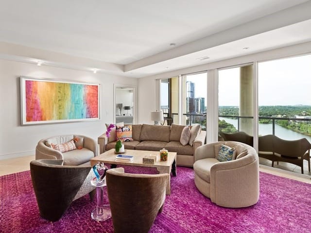98 San Jacinto Blvd Unit #1806