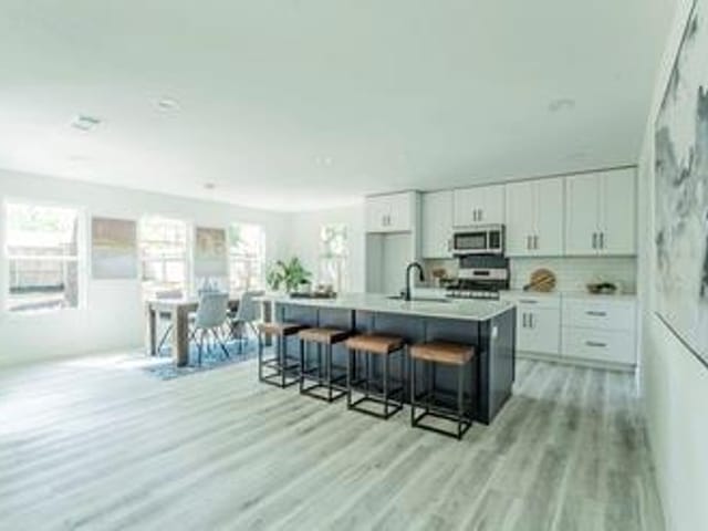 9802 Cottle Dr