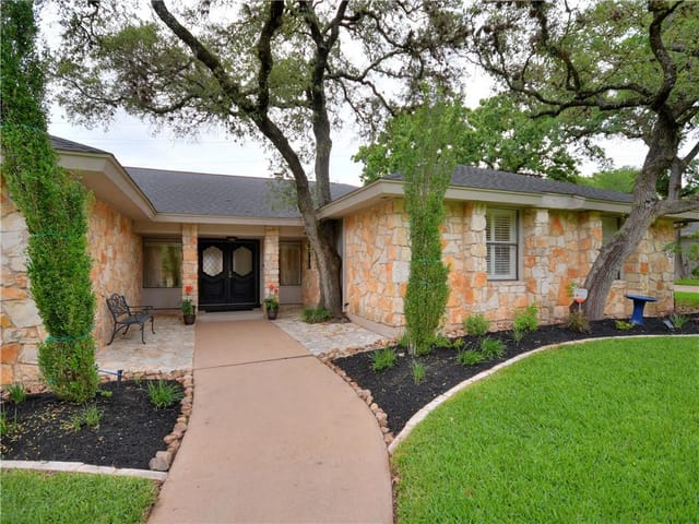 9804 Bordeaux Ln