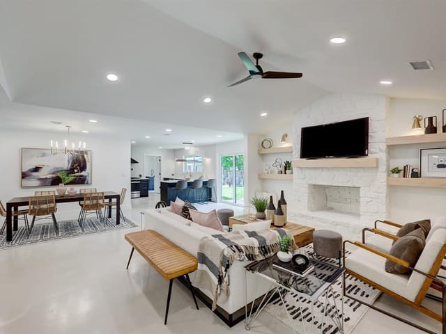 9805 Chukar Cir