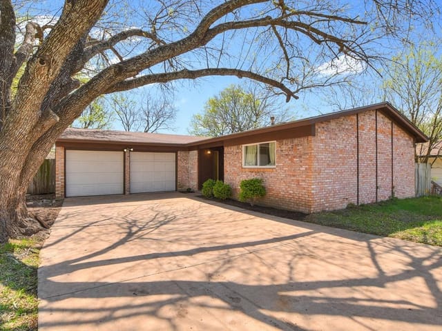9807 Dallum Dr