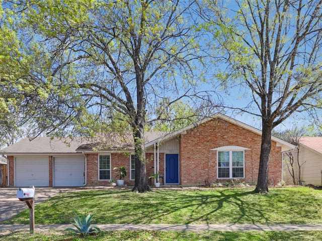 9811 Marlborough DR