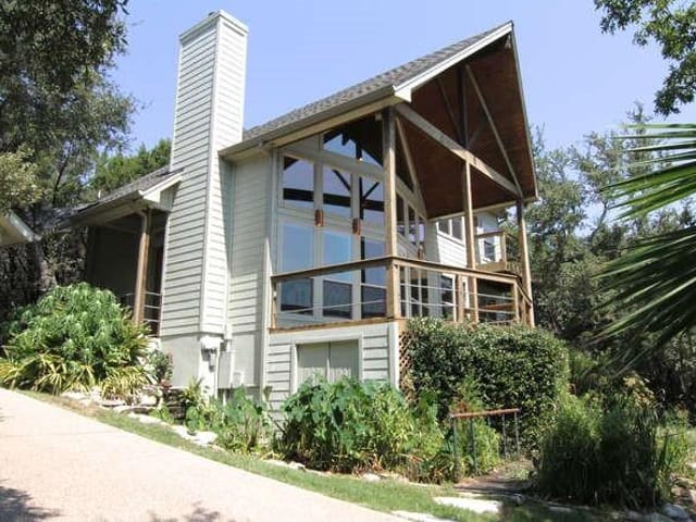 9812 Lake Ridge DR