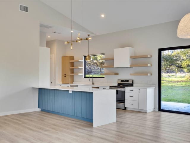 9901 Ledgestone TER