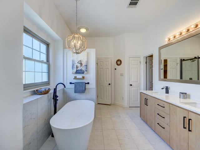 9902 Scenic Bluff DR, photo 1 of 6, Austin, TX