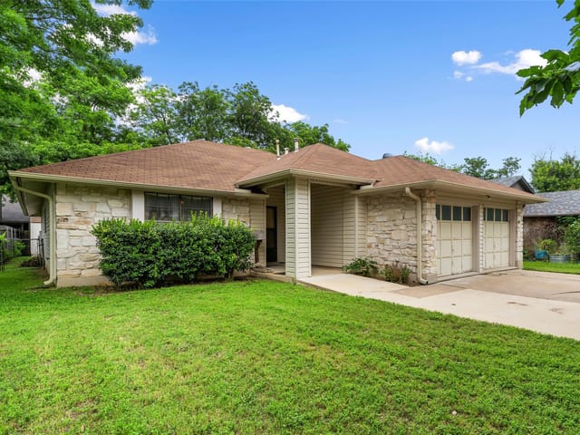 9903 Briar Ridge Dr