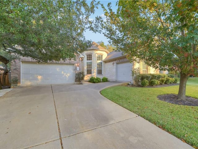 9905 Valderrama Dr