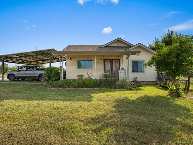 9916 Horizon LN