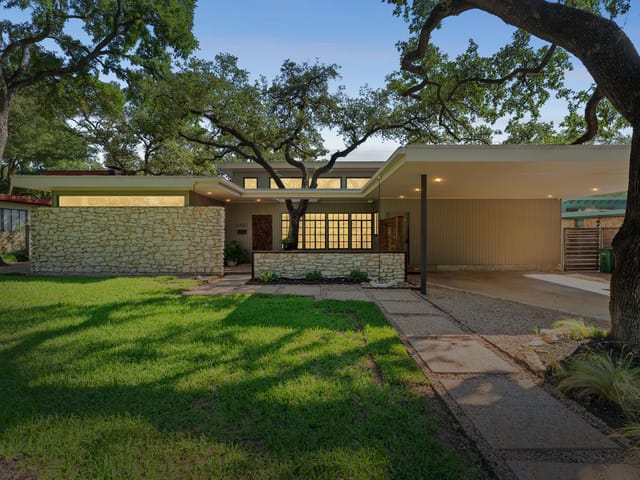View 2302 Rundell PL in barton hills 2302 Rundell PL - front exterior - Luxury home in barton hills, Austin, TX
