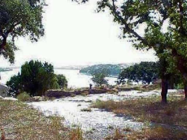 HIGHLANDS DR