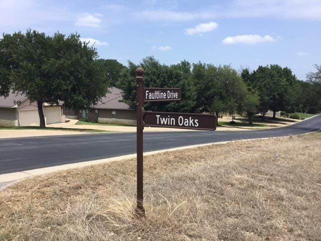 Lot W4042 Fault Line/Twin Oaks