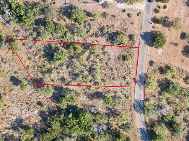 LT 260 Sunnypoint Dr