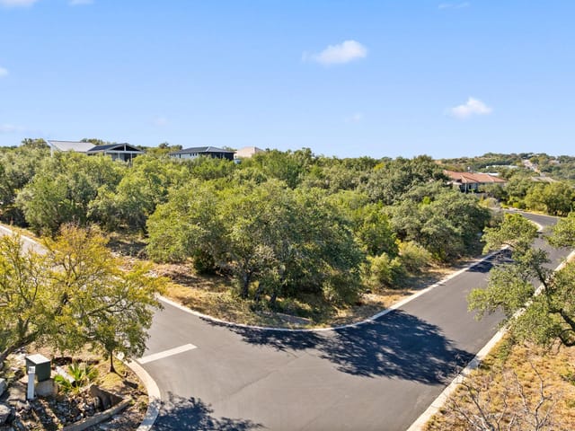 LT 44083-E Highlands Blvd