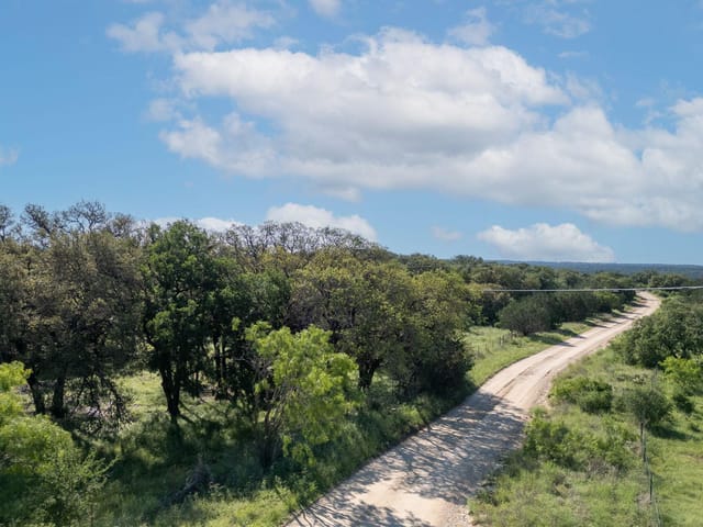 Private Road 1377