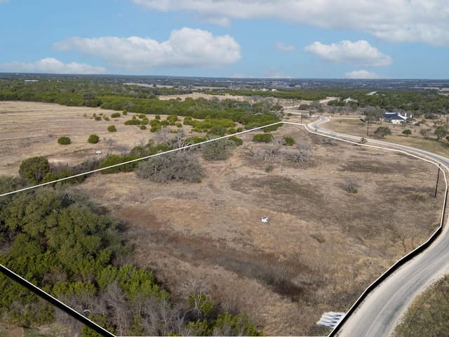 TBD Burnet Oaks Lot 1 Dr