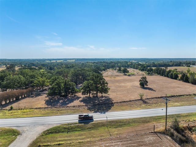 TBD Fm 696, Tract 1