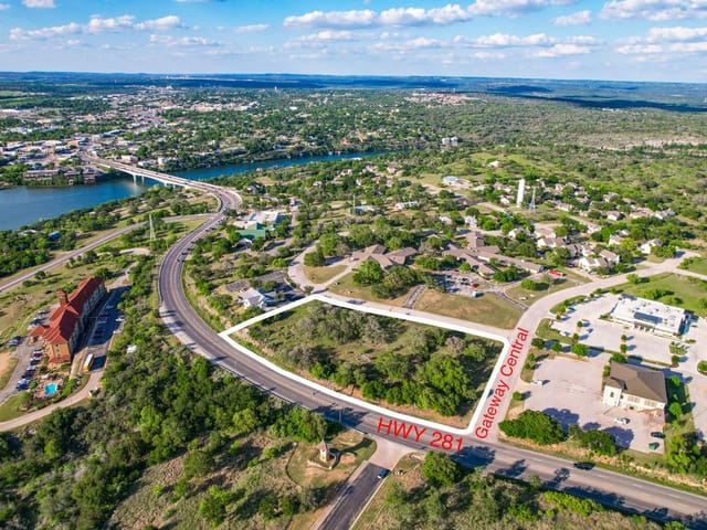 TBD Steve Hawkins Pkwy