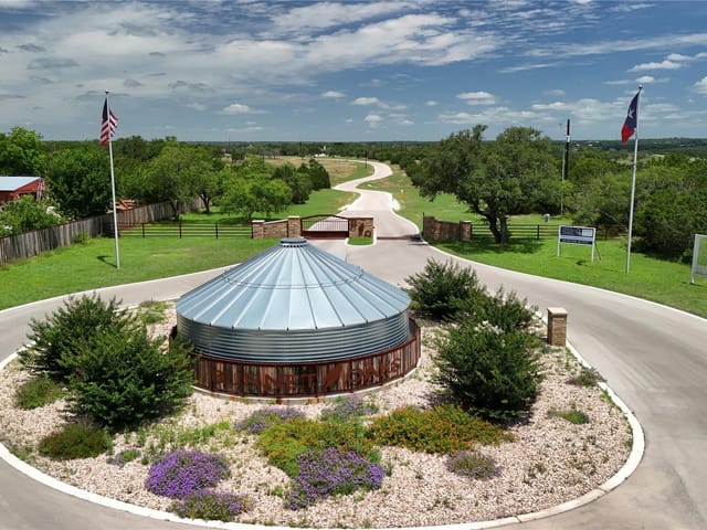 Tract 35 Burnet Oaks